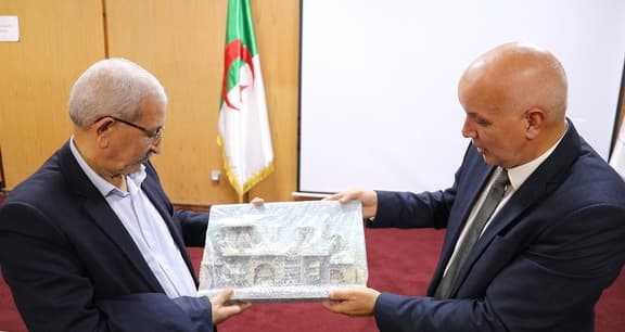 ورشة حول العالم الافتراضي الموسومة بــ: التحديات السوسيو اقتصادية للعالم الافتراضي "الميتافيرس" تحت اشراف : البروفيسور رشيد غربي